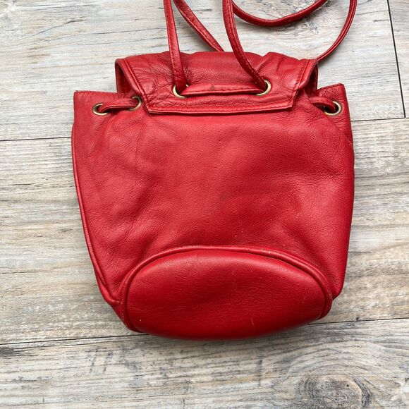 Vintage Leather Bag Lipstick Red 70s 90s Sopresa! Buckle Bucket Bag Small Funky - Picture 2 of 10